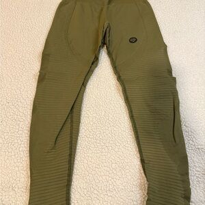Glamour Olive Green Leggings